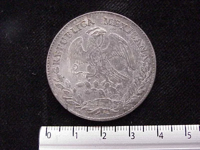 8 Plata 1880 . Inventario Banxico 6987 (anverso)
