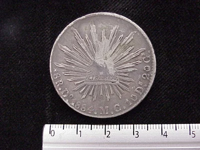 8 Plata 1884 . Inventario Banxico 7005 (anverso)