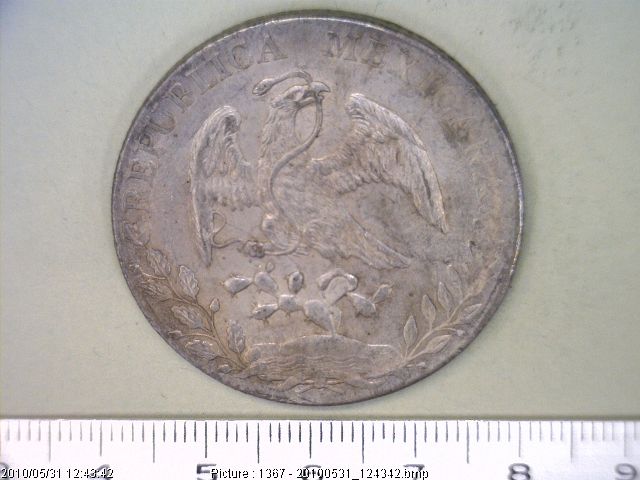 8 Plata 1890 . Inventario Banxico 7029 (anverso)