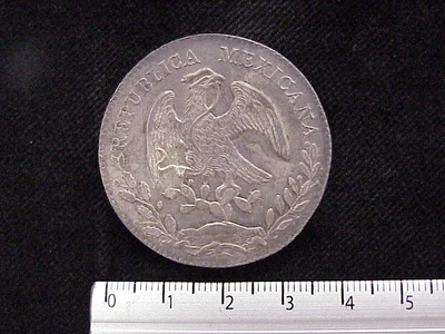 8 Plata 1879 . Inventario Banxico 7467 (anverso)