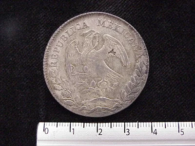 8 Plata 1880 . Inventario Banxico 7470 (anverso)
