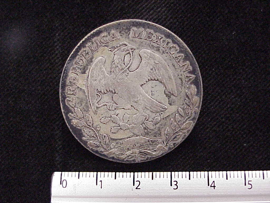 8 Plata 1884 . Inventario Banxico 7487 (anverso)