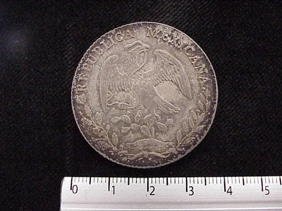 8 Plata 1886 . Inventario Banxico 7498 (anverso)