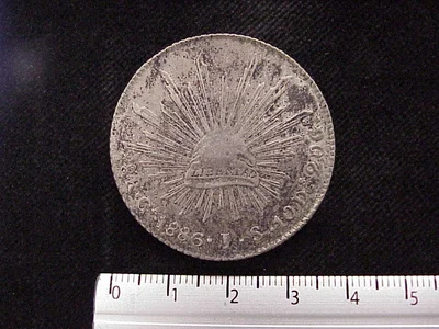 8 Plata 1886 . Inventario Banxico 7498 (reverso)