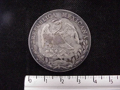 8 Plata 1893 . Inventario Banxico 7522 (anverso)
