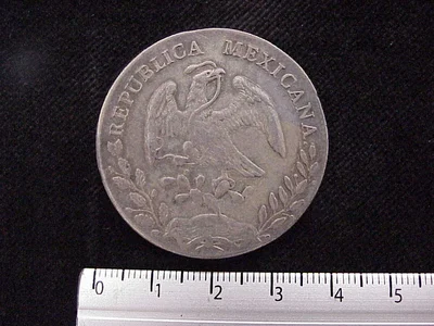 8 Plata 1895 . Inventario Banxico 7531 (anverso)