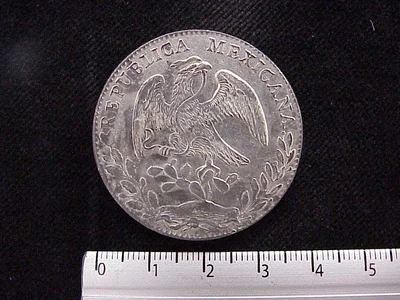8 Plata 1880 . Inventario Banxico 8228 (anverso)
