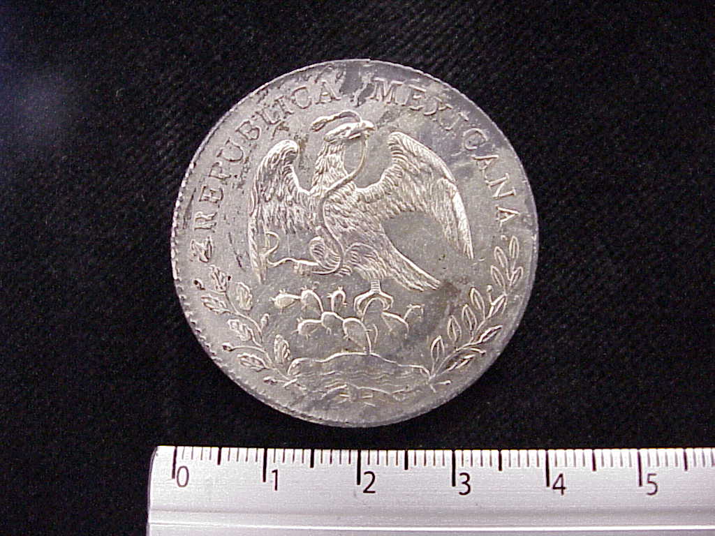 8 Plata 1890 . Inventario Banxico 8267 (anverso)