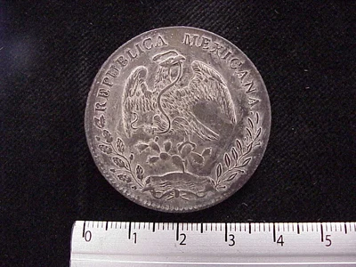 8 Plata 1897 . Inventario Banxico 8294 (anverso)