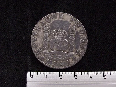 8 Reales Columnario Felipe V 1733-1747 Mo-MF (reverso 1747 inv 841)