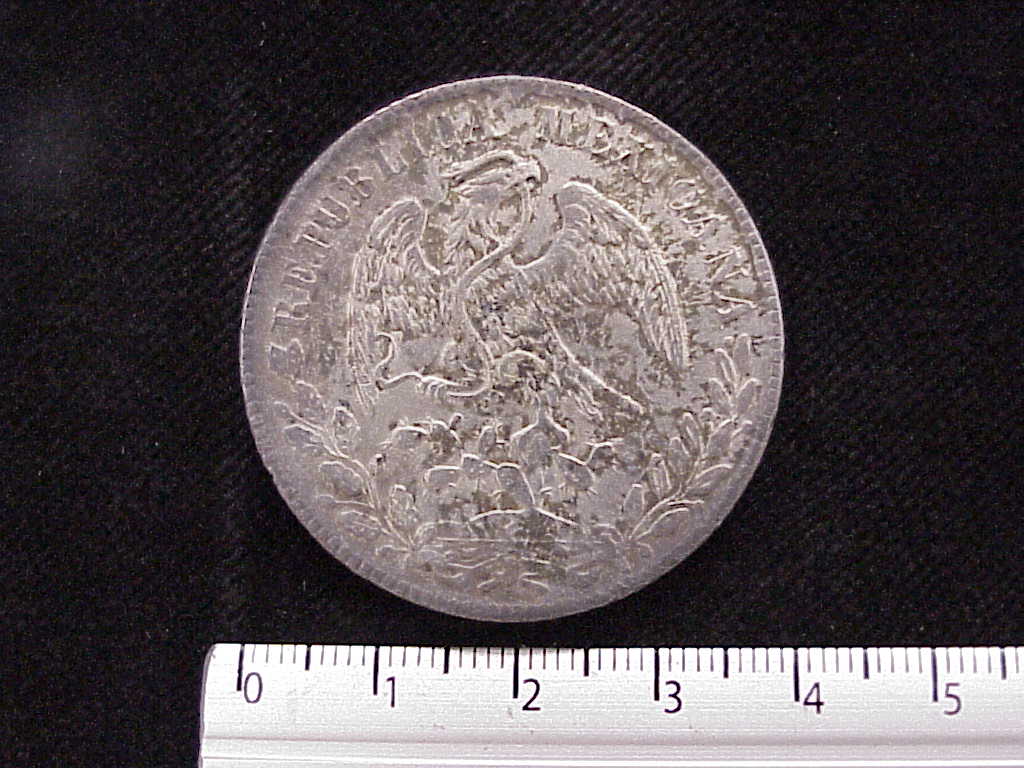 8 Plata 1877 . Inventario Banxico 9180 (anverso)