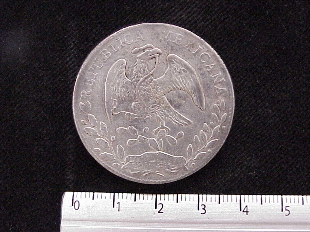 8 Plata 1881 . Inventario Banxico 9197 (anverso)
