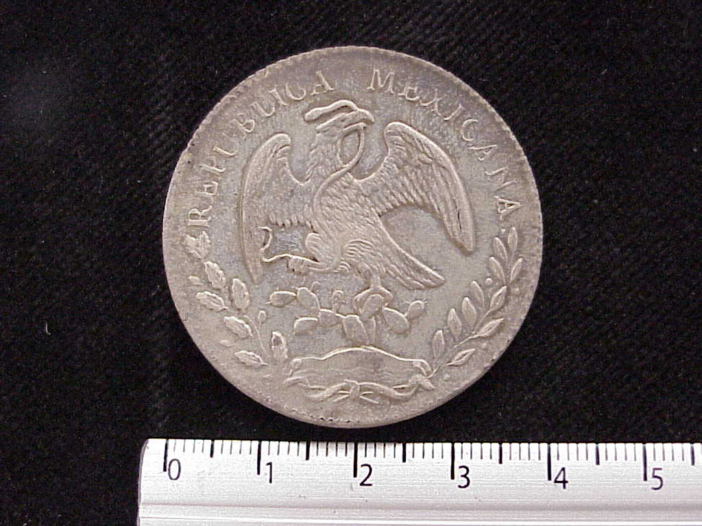 8 Plata 1882 . Inventario Banxico 9200 (anverso)