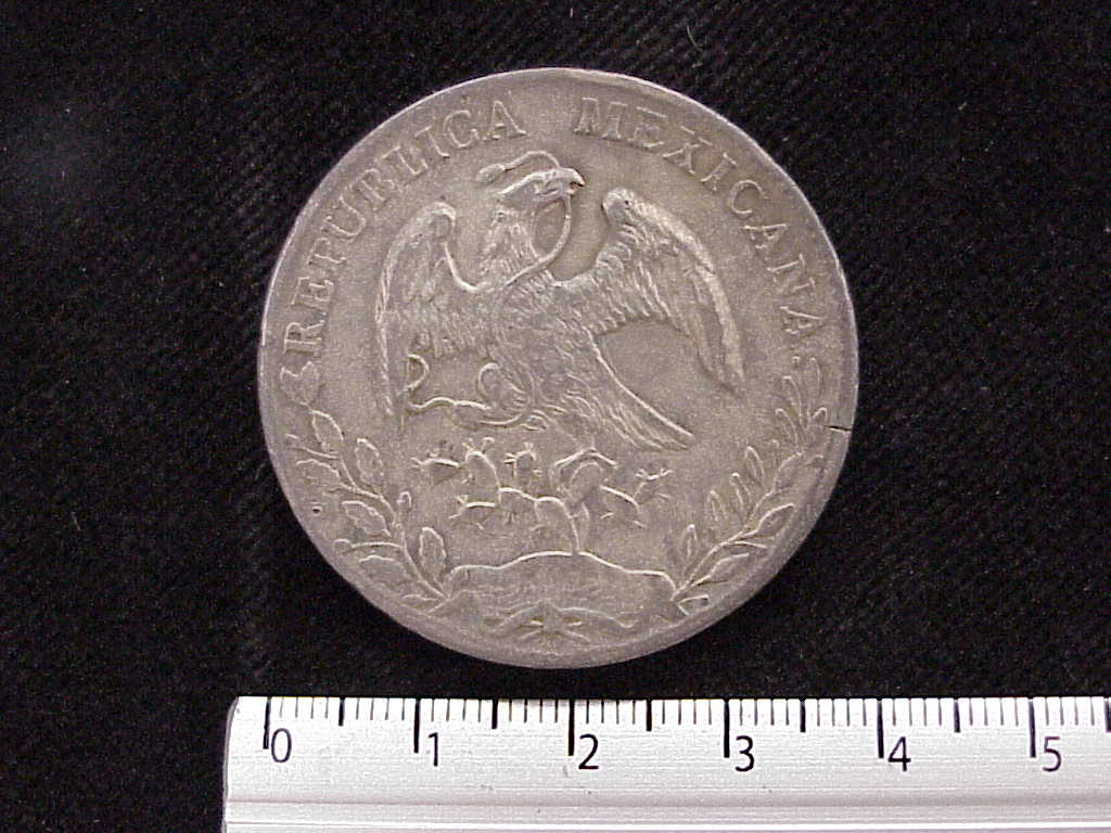 8 Plata 1884 . Inventario Banxico 9207 (anverso)