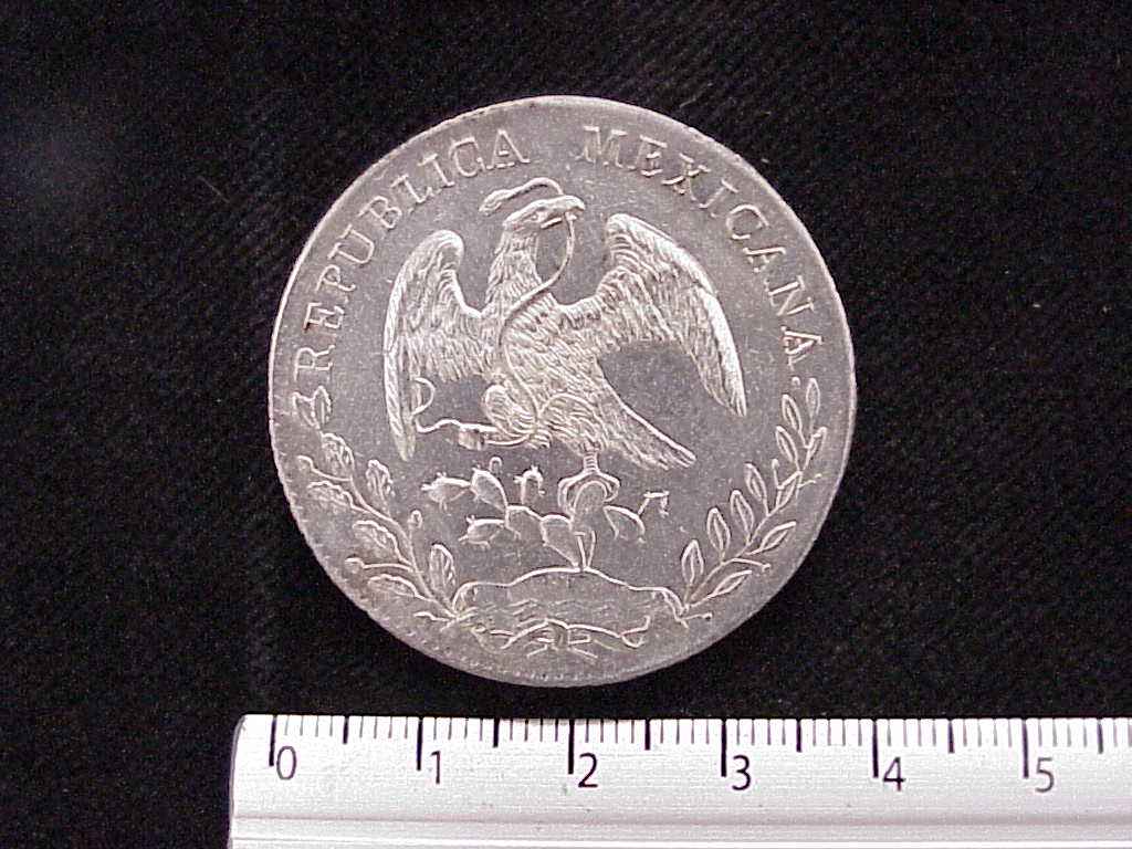 8 Plata 1889 . Inventario Banxico 9224 (anverso)
