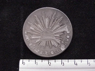 8 Plata 1893 . Inventario Banxico 9238 (reverso)