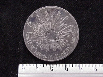 8 Plata 1895 . Inventario Banxico 9245 (anverso)