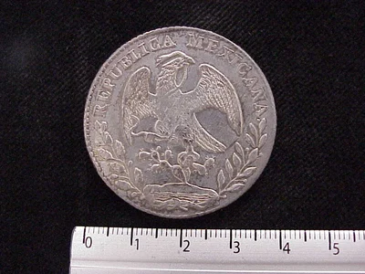 8 Plata 1878 . Inventario Banxico 9423 (anverso)