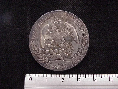 8 Plata 1885 . Inventario Banxico 9447 (anverso)