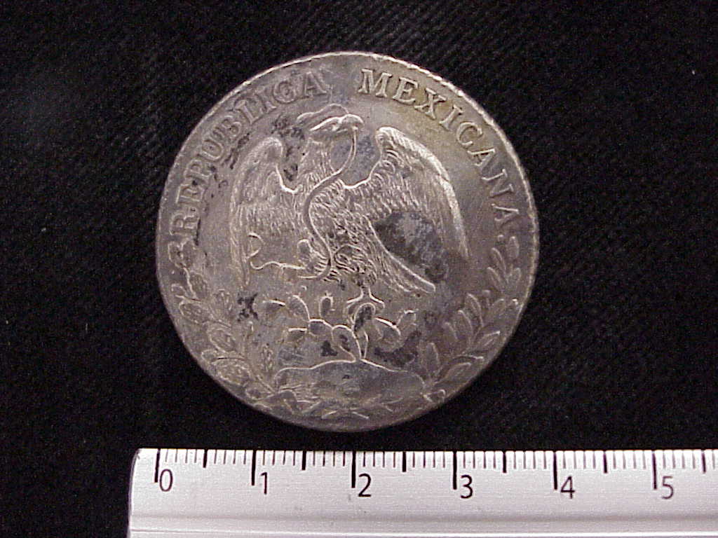 8 Plata 1886 . Inventario Banxico 9450 (anverso)