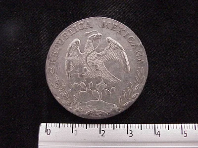 8 Plata 1887 . Inventario Banxico 9453 (anverso)