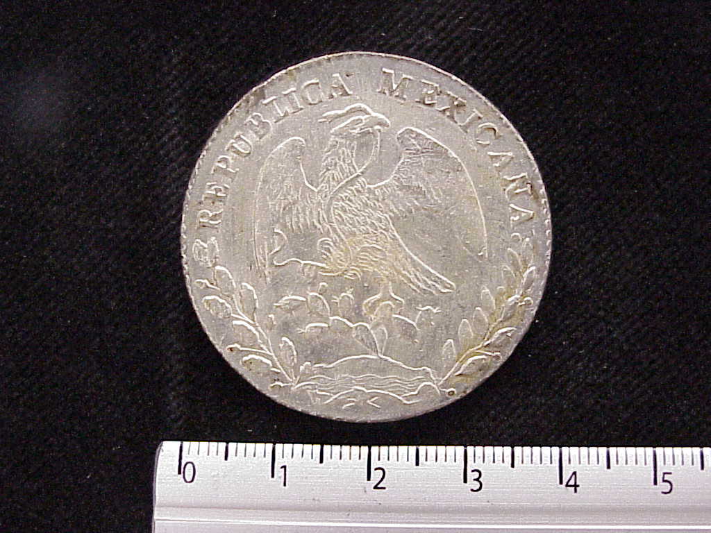 8 Plata 1882 . Inventario Banxico 9658 (anverso)