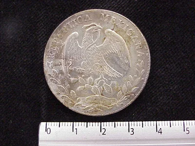 8 Plata 1885 . Inventario Banxico 9669 (anverso)