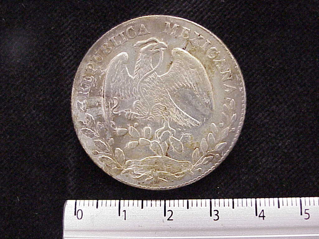 8 Plata 1885 . Inventario Banxico 9669 (anverso)