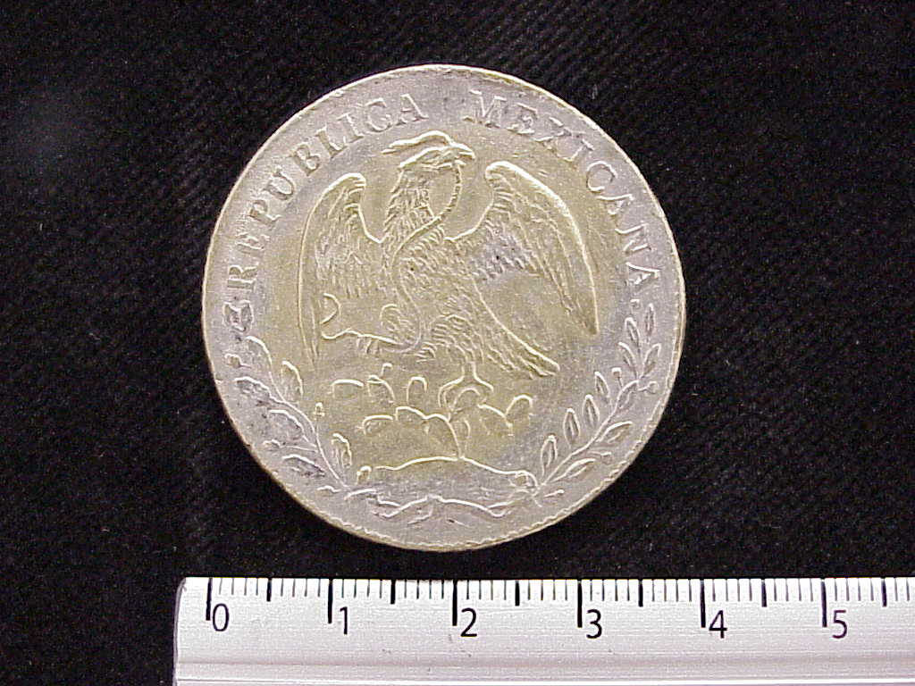 8 Plata 1886 . Inventario Banxico 9675 (anverso)
