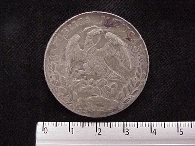 8 Plata 1890 . Inventario Banxico 9691 (anverso)