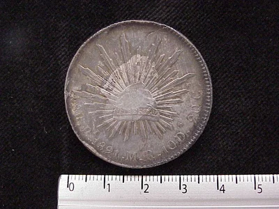 8 Plata 1891 . Inventario Banxico 9695 (reverso)