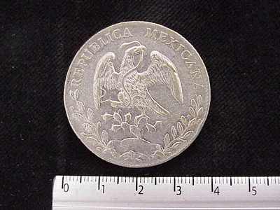 8 Plata 1892 . Inventario Banxico 9698 (anverso)
