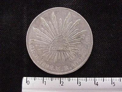 8 Plata 1892 . Inventario Banxico 9698 (reverso)